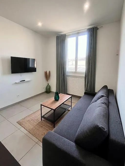 Le Pressense 2 Apartment Venissieux