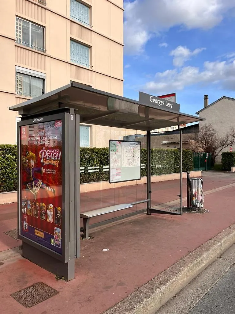 Appartement Le Pressense 2 à Vénissieux