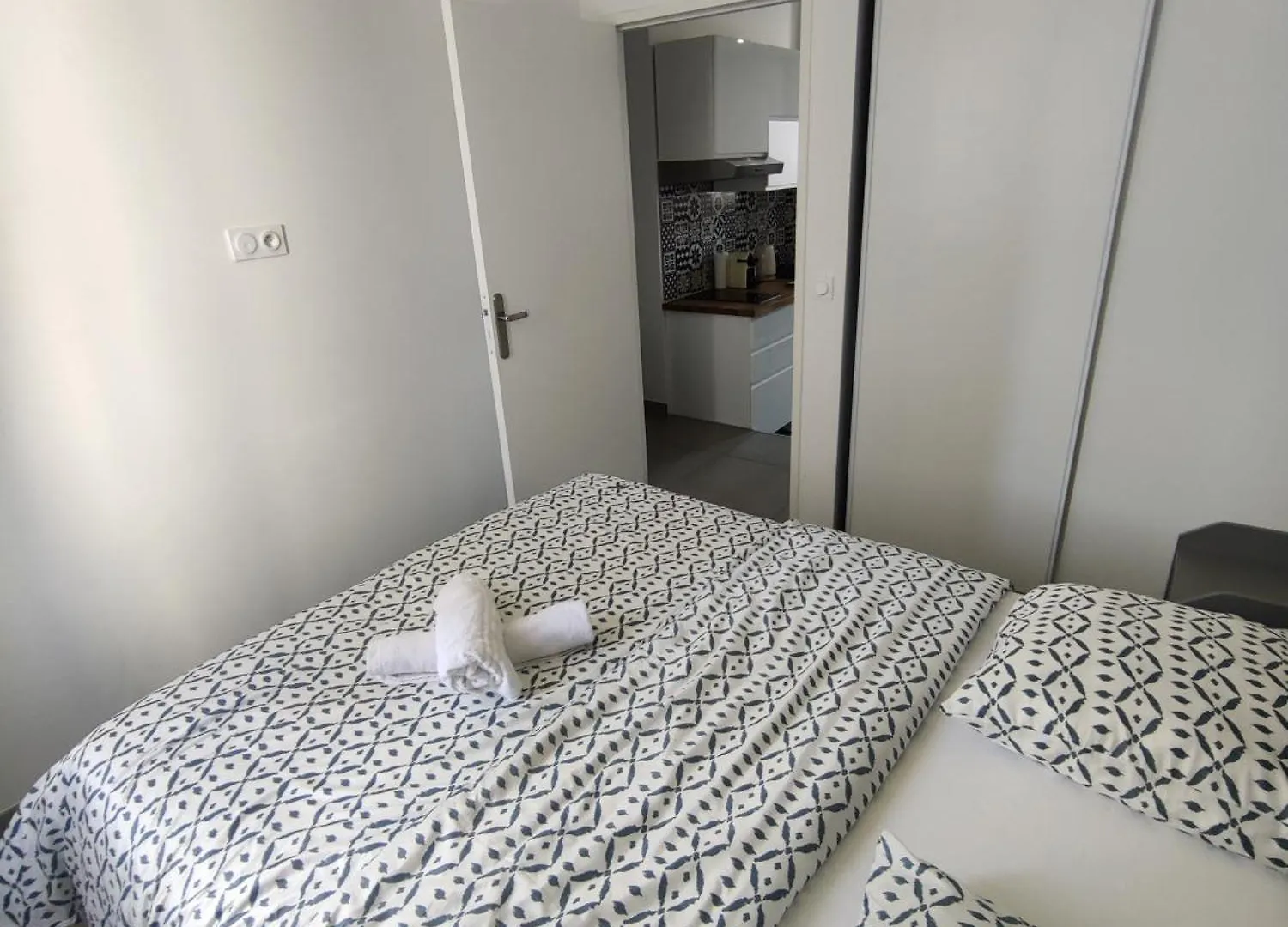 Le Pressense 2 Apartment Venissieux
